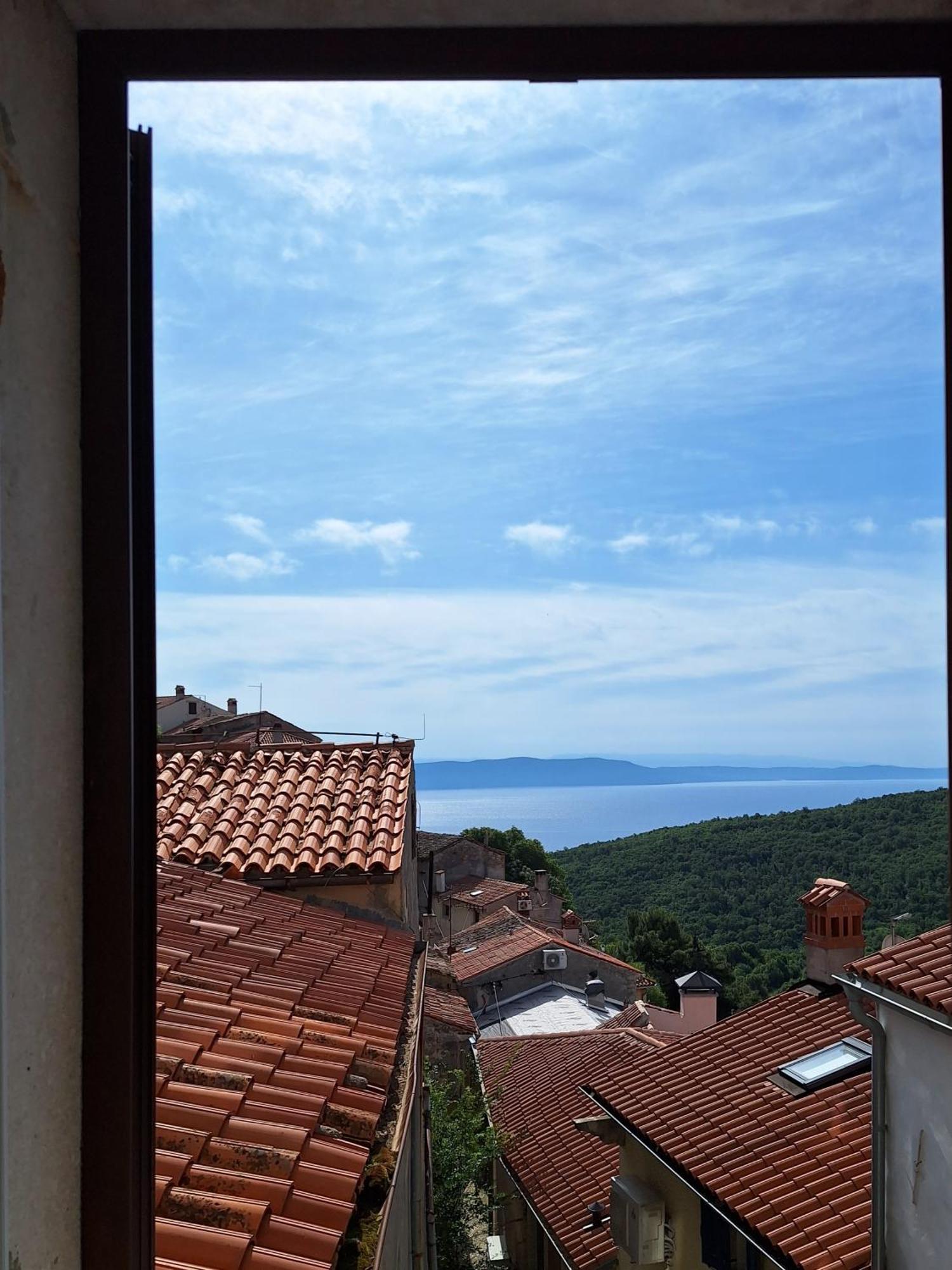 Premium Apartment Ca' San Marco In A Historic Town Labin  Eksteriør bilde